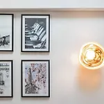 Historical Apartment In The Heart Of Paris -6